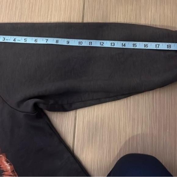 Free People Vintage Oversized Tiger Sweatshirt… - Picture 6 of 11